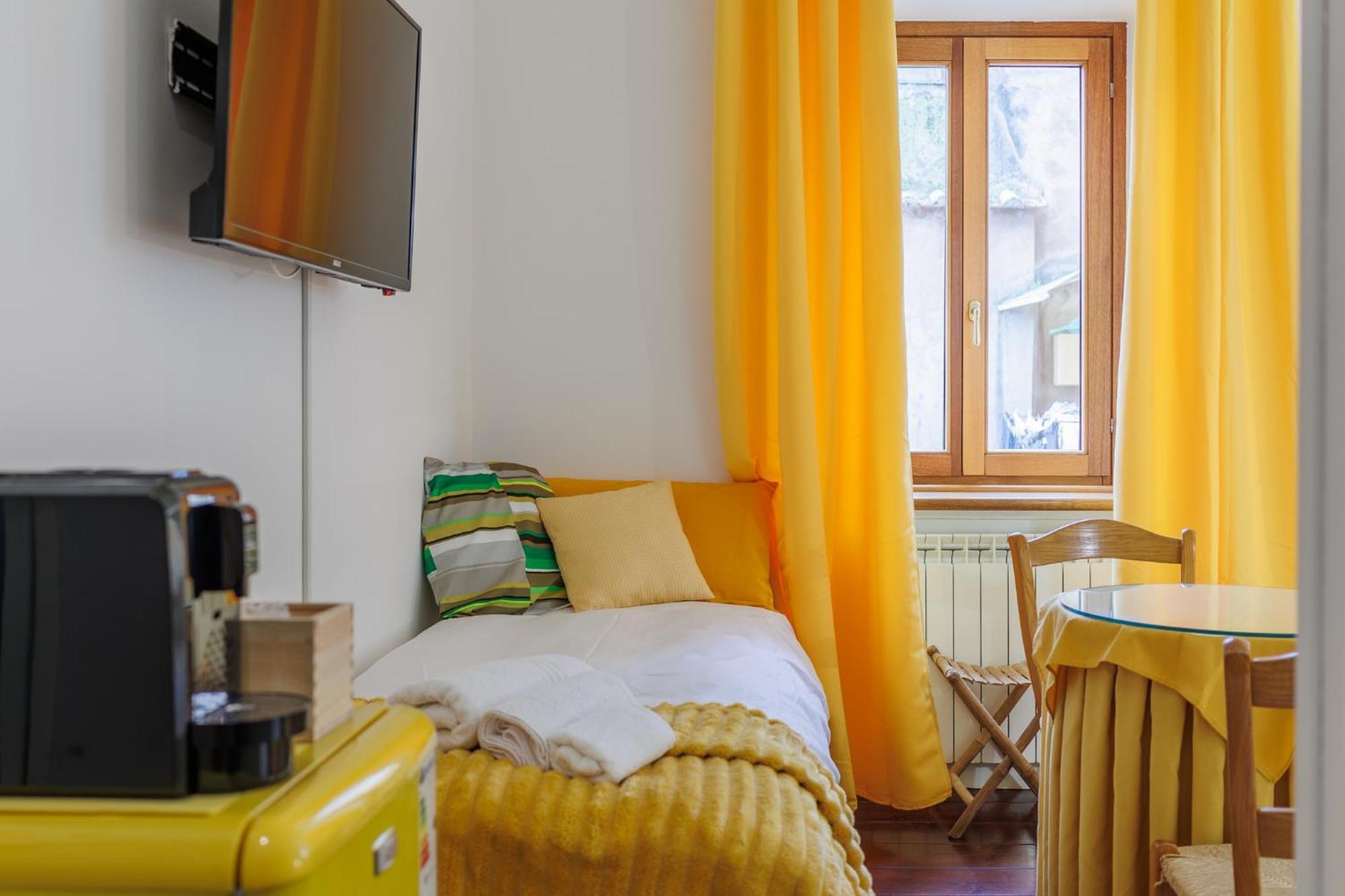 Bed and Breakfast La Torretta Tuscania Exterior foto