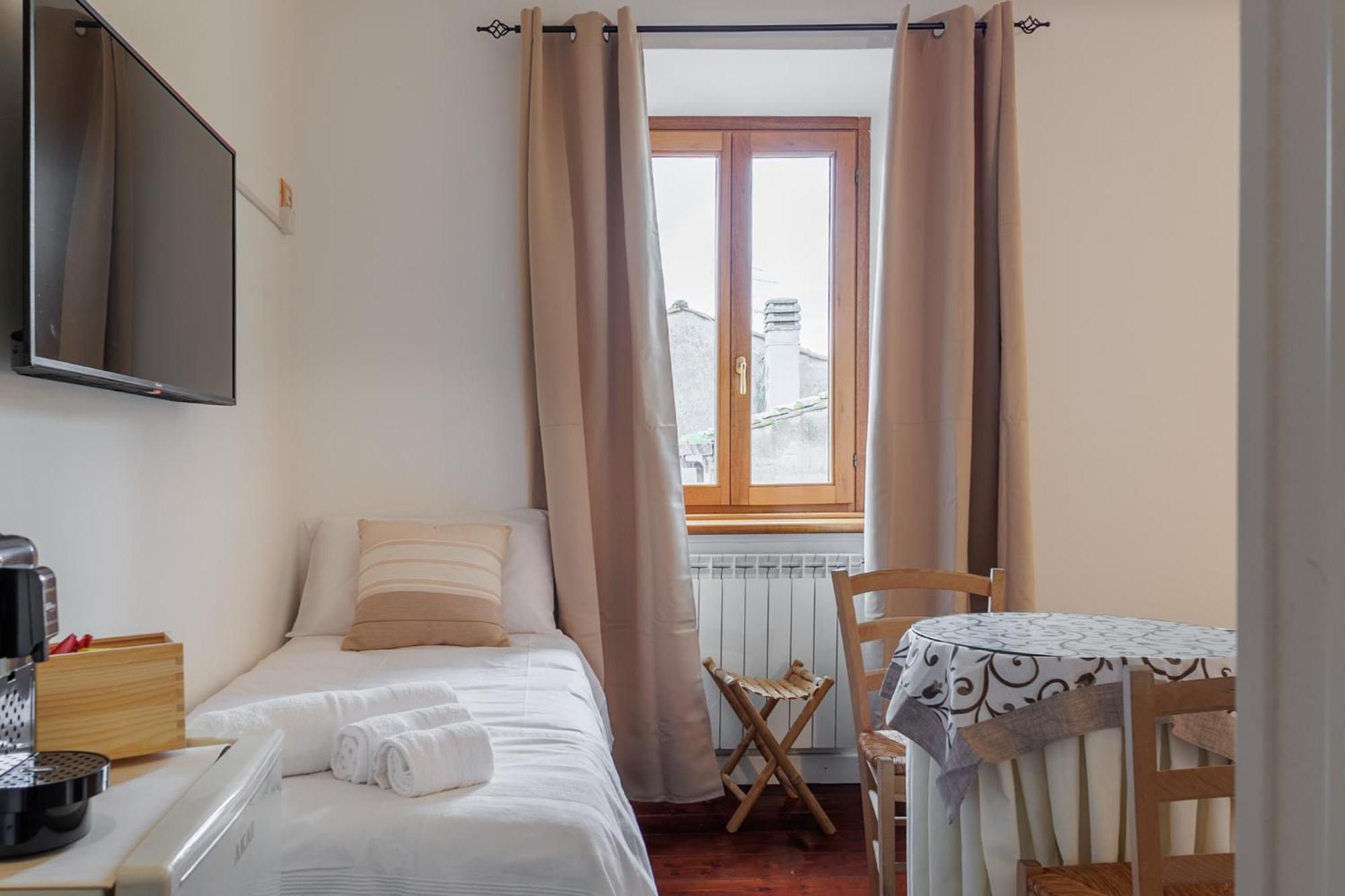 Bed and Breakfast La Torretta Tuscania Exterior foto